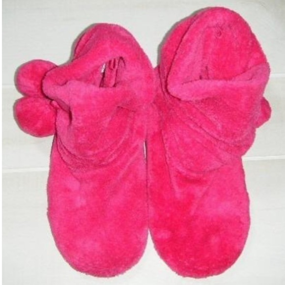 GAP Kids 1-2 Big Girls Pink PlushBootie Slippers - Picture 2 of 3